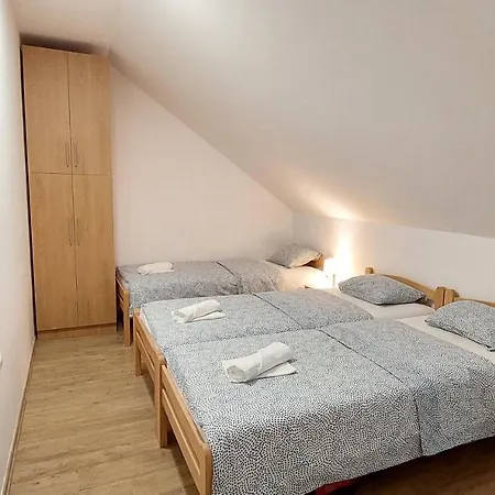Apartment Ana *