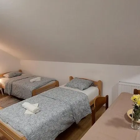 Ana Apartment