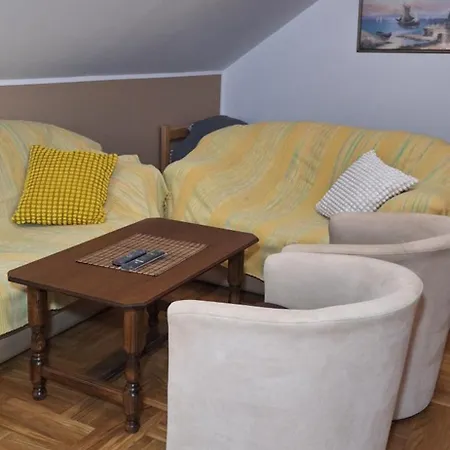 Apartment Ana