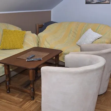 Ana Apartment Dobanovci